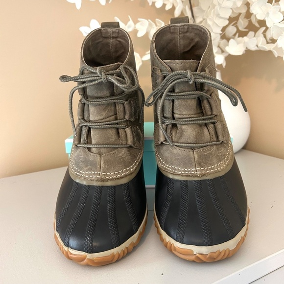 Sorel OutN’About Classic Waterproof Leather Duck Boots Elk Green Women’s Size 10 - Picture 4 of 16